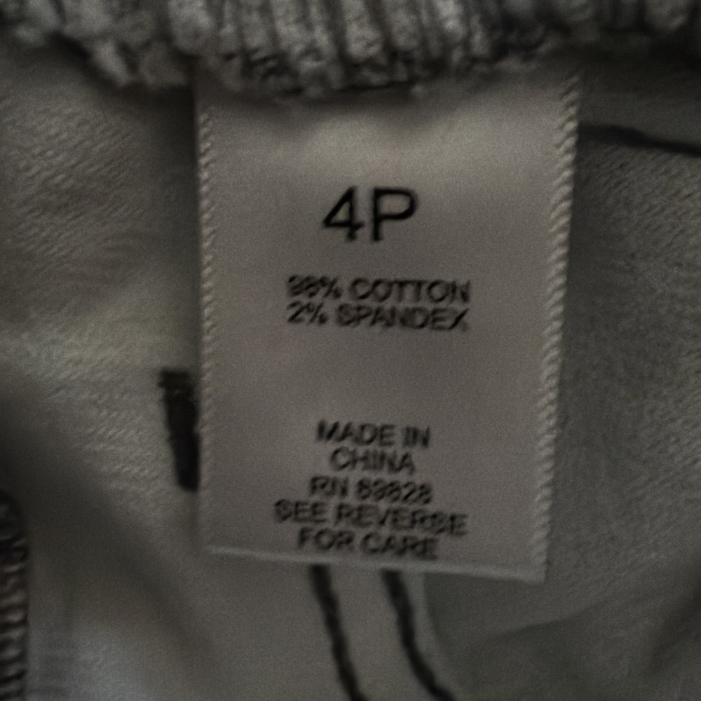 LOGO by Lori Goldstein Straight Leg Cargo Jeans Grey Combo Petite 4 A630407 - Picture 6 of 9